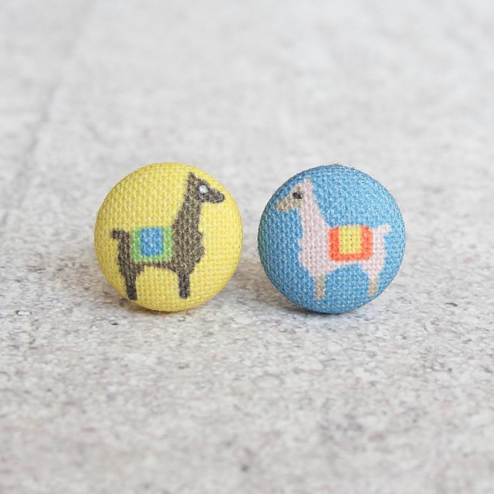 NWT Llama earrings